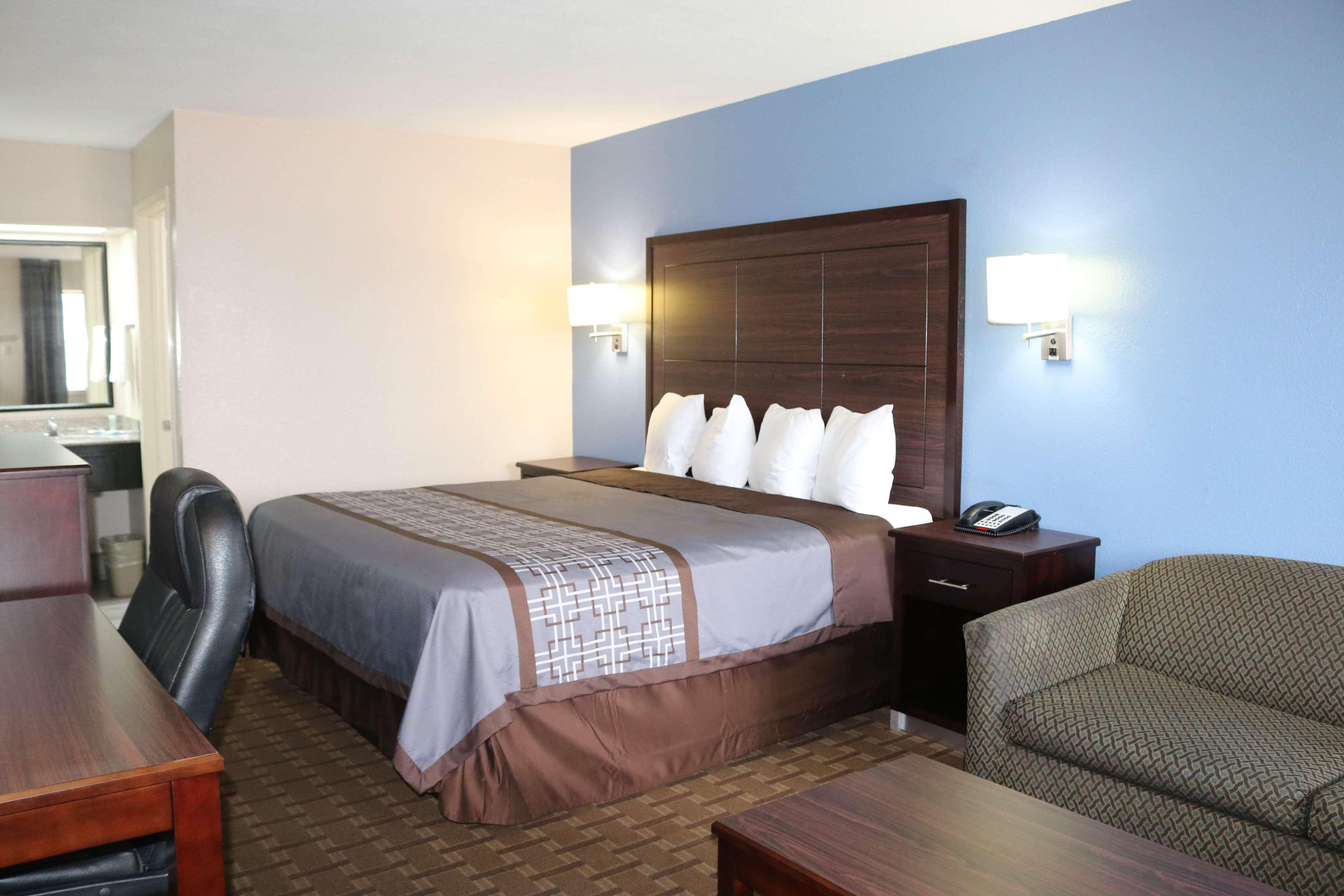Surestay Hotel By Best Western Теръл Екстериор снимка